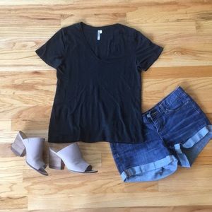 BR Linen Basic V Neck